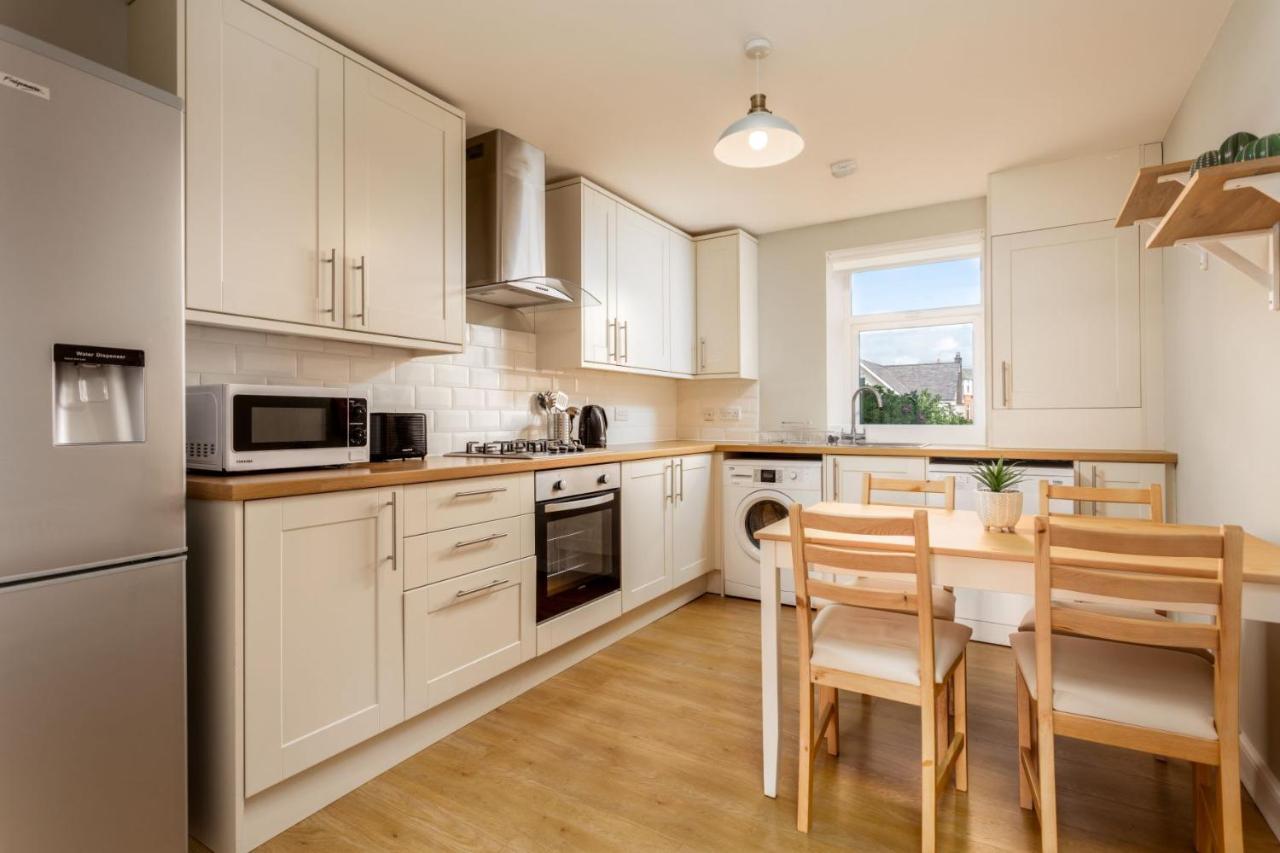 Shore View - Donnini Apartments Prestwick Phòng bức ảnh